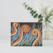 誰もが何とか手を差し伸べる ポストカード (スタンド正面)