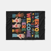 誰もが歓迎ここアイダホ先生教育 フリースブランケット (正面(横))