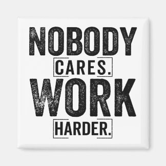 誰もよ気にく働く者は無い マグネット