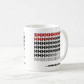 誰も気におもしろマグカップやタンブラー コーヒーマグカップ (正面右)