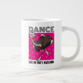 誰も見ていない漫画のダチョウおもしろいのように踊る ジャンボコーヒーマグカップ (右)