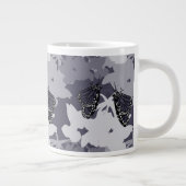 調和の食べ物を与えある(昆虫)オオカバマダラ、モナーク蝶ペア ジャンボコーヒーマグカップ (右)