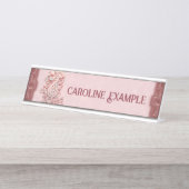 調和、ピンクのスタイル威厳のあるを適用したトレブルクレフ、 音符記号。 デスクネームプレート (正面)