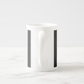 調節可能な黒を縞で飾ります ボーンチャイナマグカップ (裏面)