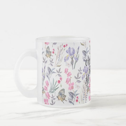 諺の31:25彼女は強さで着ます フロストグラスマグカップ (左)