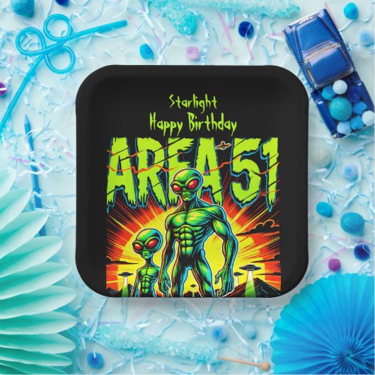 謎のエイリアンがエリア51付近に表示 ペーパープレート (パーティー)