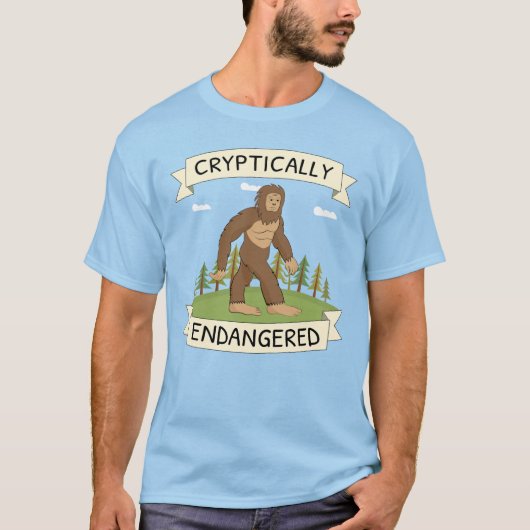 謎めいた絶滅危惧種のビッグフット 冗談 Tシャツ (正面)