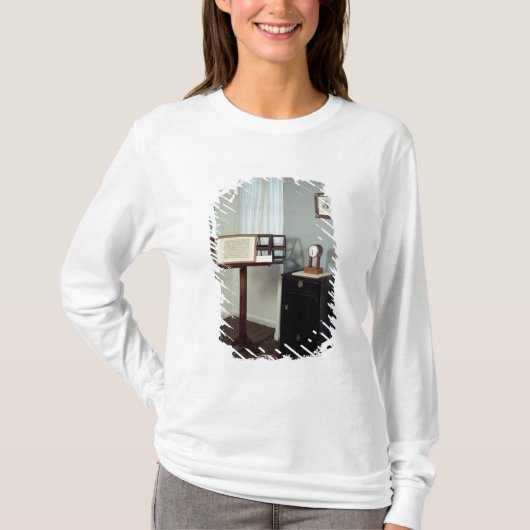 譜面台を表示するベートーベン部屋 Tシャツ (正面)