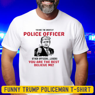 警おもしろい素晴らし官のTシャツ Tシャツ