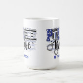 警パーソナライズされた察の妻バッジ国旗のブルーライン コーヒーマグカップ (中央)