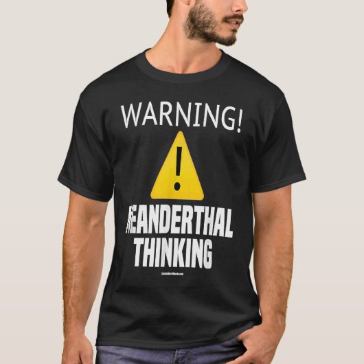 警告のネアンダ考えタール人のアペおもしろいン Tシャツ (正面)