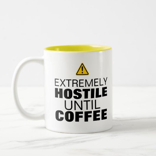 警告の:コーヒーまで極端に敵意を持つ – おもしろい ツートーンマグカップ (左)
