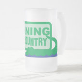 警告のcrocの国! ワニのデザイン フロストグラスビールジョッキ (正面右)