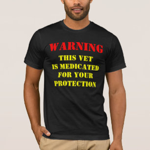警告: この獣医は薬用です Tシャツ
