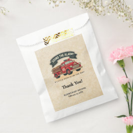 警報を鳴らす！ヴィンテージ消防車の赤ちゃんシャワー フェイバーバッグ