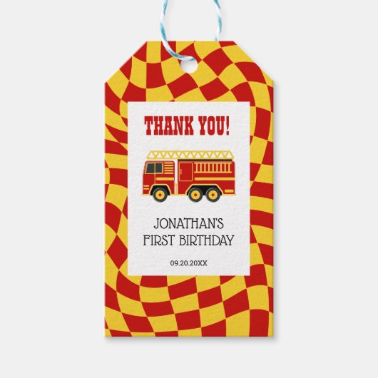 警報トラックの市松模様に誕生日を鳴らす ギフトタグ (正面)