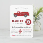 警報トラック誕生日パーティーを任意の年齢で鳴らす 招待状 (スタンド正面)