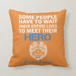 警官のお母さん クッション