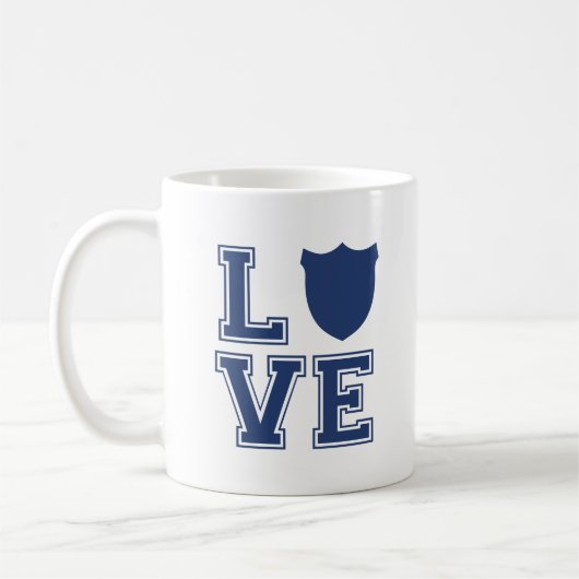 警官のバッジ- L O V E コーヒーマグカップ (左)