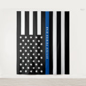 警察の薄い青い線 アメリカ国旗 モノグラム タペストリー (正面)