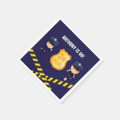 警察をテーマにした誕生日パパーソナライズされたーティ スタンダードカクテルナプキン (角)