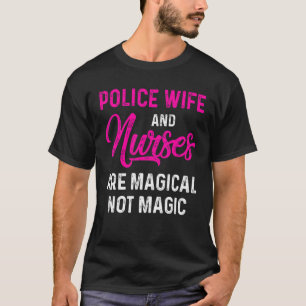 警察妻ナースライフRnママ24 Tシャツ