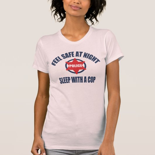 警察官との夜睡眠の感じの金庫 Tシャツ (正面)
