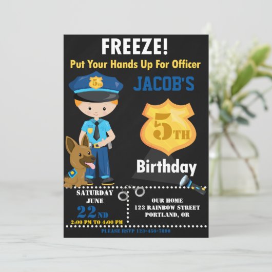 警察官の誕生日の招待状ボーイコプスパーティー 招待状 (スタンド正面)