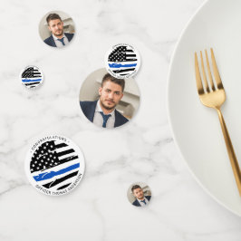 警察官パーティー写真おめでとう薄い青い線 コンフェッティ