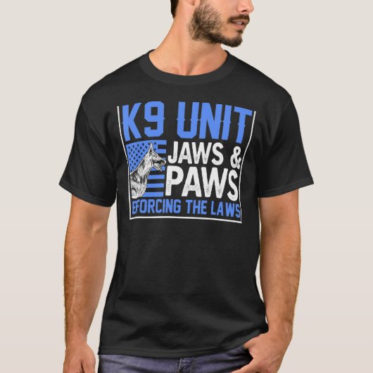 警察官K9ユニットJawsとJawsを強制する手 Tシャツ (正面)