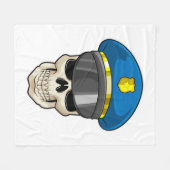 警察帽を持つ警察官としてのスカル フリースブランケット (正面(横))