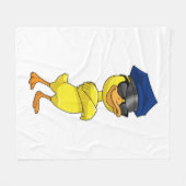 警察帽を被った警察官としてのアヒル フリースブランケット (正面(横))