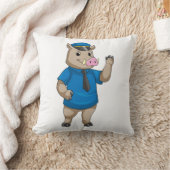 警察帽を被って警察官のように威張る クッション (ブランケット)