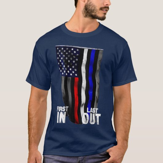 警察火災EMSファースト・レスポンダー米国国旗 Tシャツ (正面)