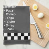 警察発音文字チャコールグレー キッチンタオル (四つ折り)