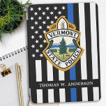 警察署カスタムロゴ法執行部 iPad PROカバー<br><div class="desc">薄いブルーライン警察部iPadプロのカバー – 警察旗の色のアメリカのモダン旗、黒と青のデザイン。部カスタマイズ署のロゴと警察官名でパーソナライズ。この法パーソナライズされた執行のiPadプロのカバーは、警察署や法執行に最適である。COPYRIGHT © 2020 Judy Burrows,  Black Dog Art - All Rights Reserved.警察署カスタムのロゴ法執行iPad Proカバー</div>