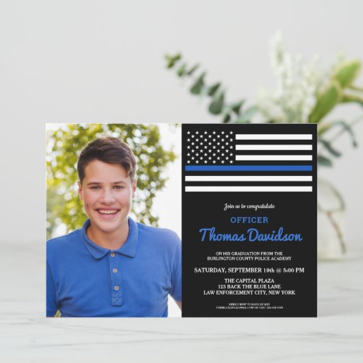 警察署モダン員カスタム写真卒業インビ 招待状 (スタンド正面)
