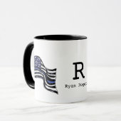 警察薄型ブルーラインアメリカ国旗のモノグラム名 マグカップ (正面左)