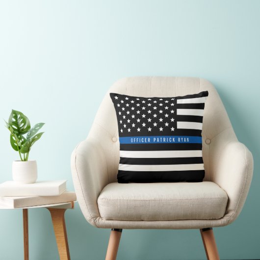 警察薄型ブルーラインアメリカ国旗の名前の追加 クッション (椅子)