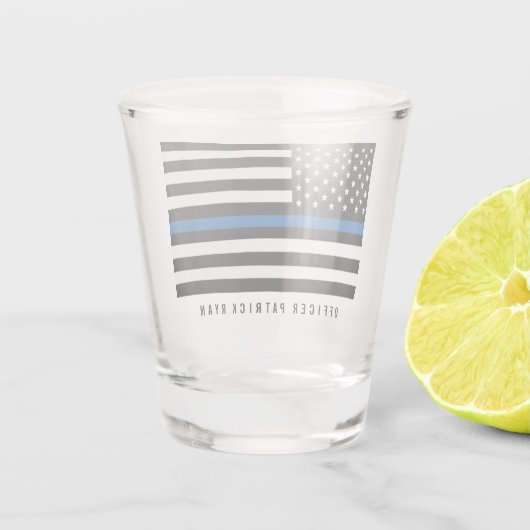 警察薄型ブルーラインアメリカ国旗の名前の追加 ショットグラス (裏面)