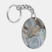 警戒した キーホルダー (正面左)