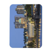 議事堂の内部がライトアップされる マグネット (縦)