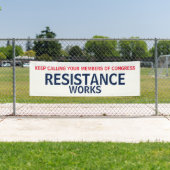 議会の抵抗運動に抗議する 横断幕 (インサイチュ)