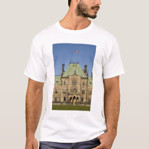 議会建物（カナダ、オンタリオ州オタワ） 2 Tシャツ