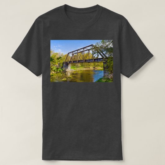 谷の古い南部鉄道のトレッスル橋 Tシャツ (デザイン正面)