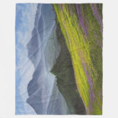 「谷の平和」 フリースブランケット (正面)