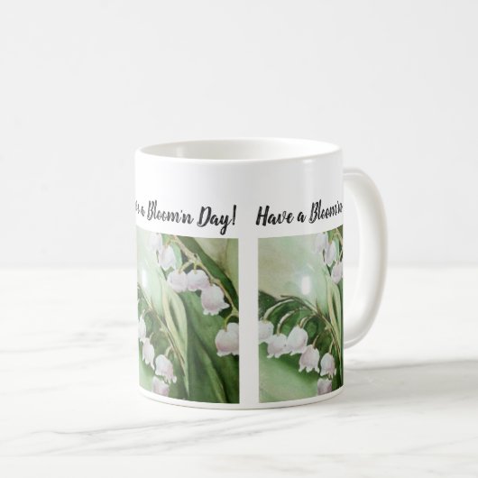 谷の水彩画の花のユリ コーヒーマグカップ (正面右)