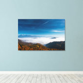 谷の秋の山と霧 キャンバスプリント (インサイチュ (ウッドフロア))