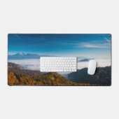 谷の秋の山と霧 デスクマット (キーボード&マウス)