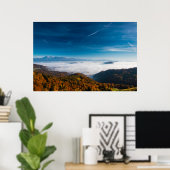 谷の秋の山と霧 ポスター (ホームオフィス)